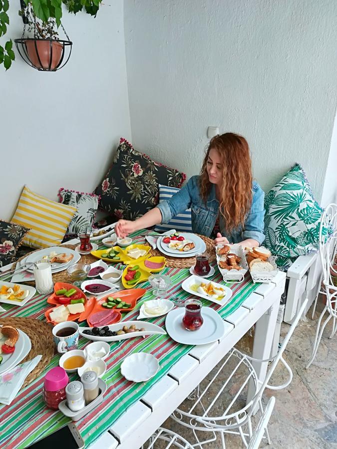 Pera Ayvalik Guest House Ayvalı Dış mekan fotoğraf